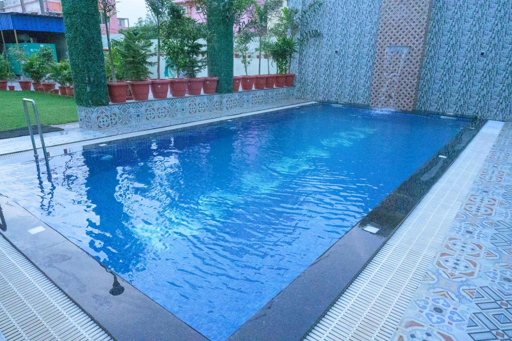 A One Lagoon Hotel